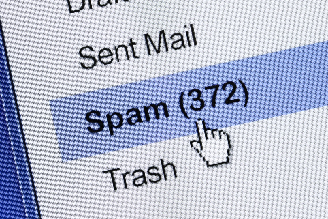 Faktor-Faktor Penyebab Email Masuk dalam Kontak Spam